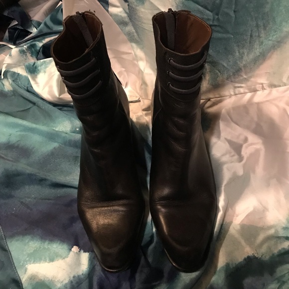 Luc Berjen Black Genuine Leather Booties - Picture 2 of 6